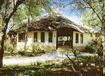Etosha Aoba Lodge Buitenkant foto